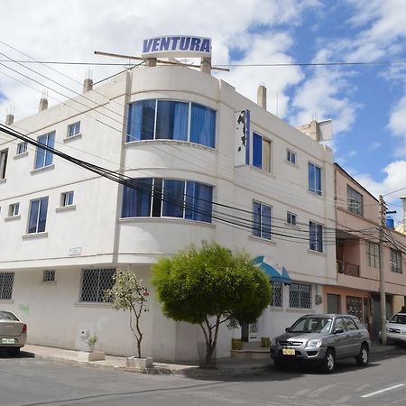Hotel Ventura Riobamba Buitenkant foto