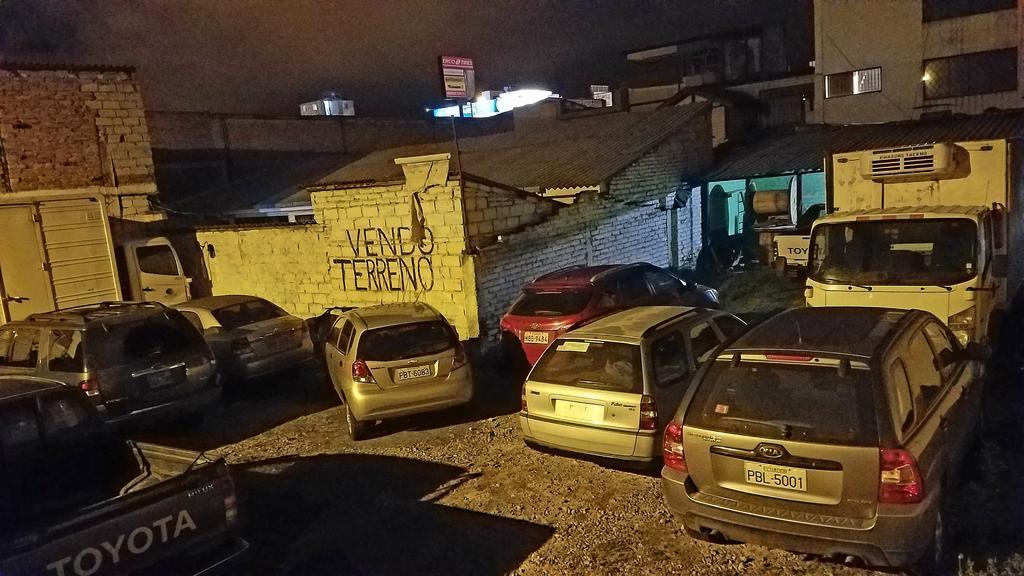 Hotel Ventura Riobamba Buitenkant foto
