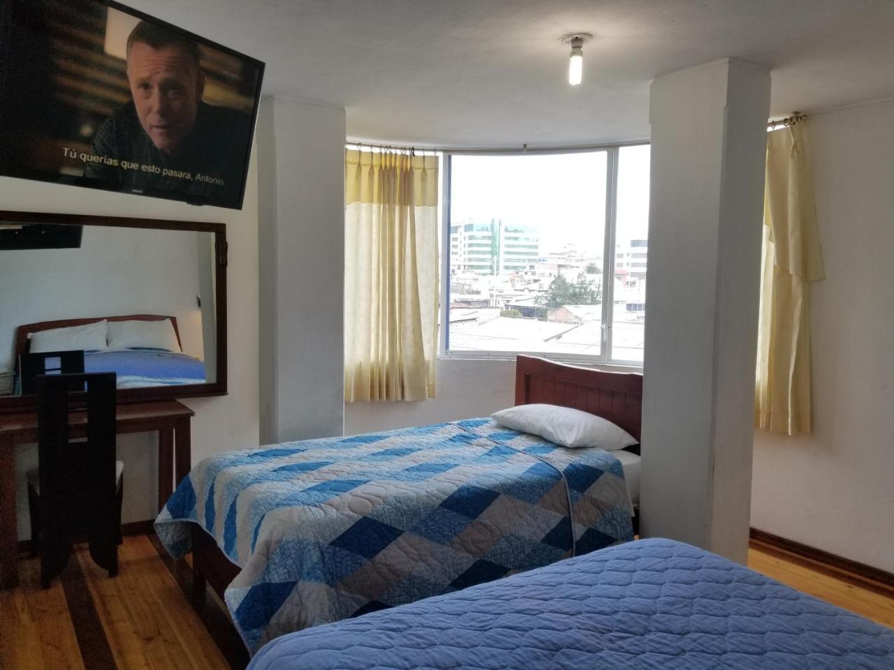 Hotel Ventura Riobamba Buitenkant foto